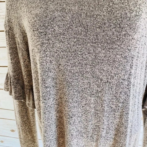 WAYF Women Long Sleeve Pullover Size Medium Crew Neck Casual Shirt Size Medium - Picture 7 of 11